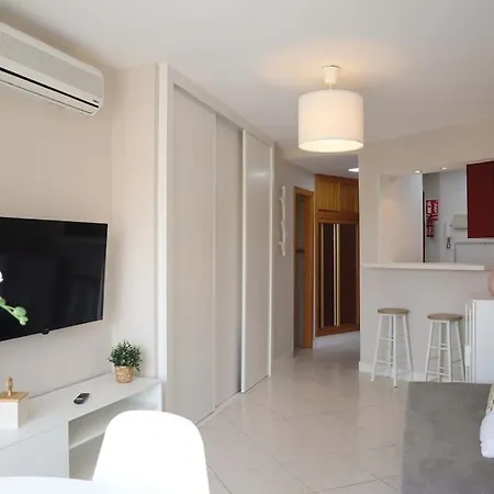 Ocean Breeze Costa Apartamento *